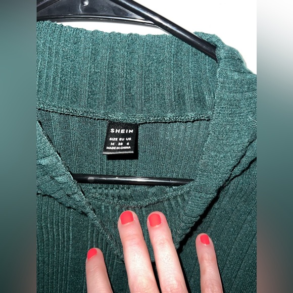 Hunter Green Sweater - Picture 2 of 2